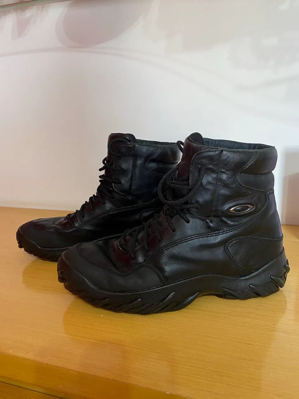 Bota Oakley assalt bolt 6 41/42  - Foto 2