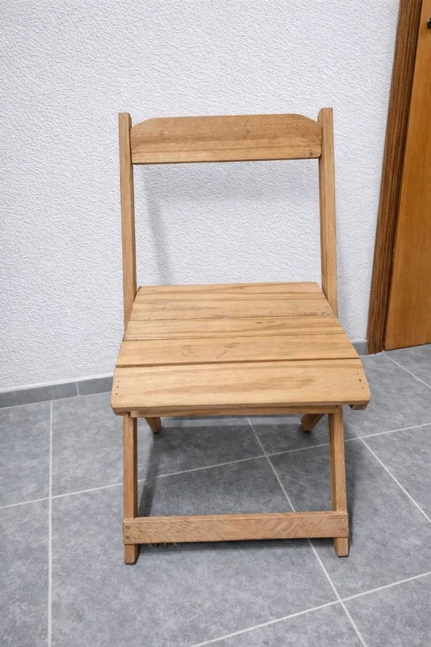 Conjunto de mesa e cadeiras dobráveis  - Foto 3