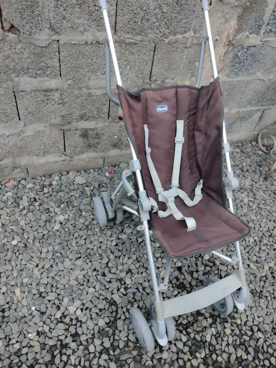 Vendo carrinho guarda chuva Chicco 
