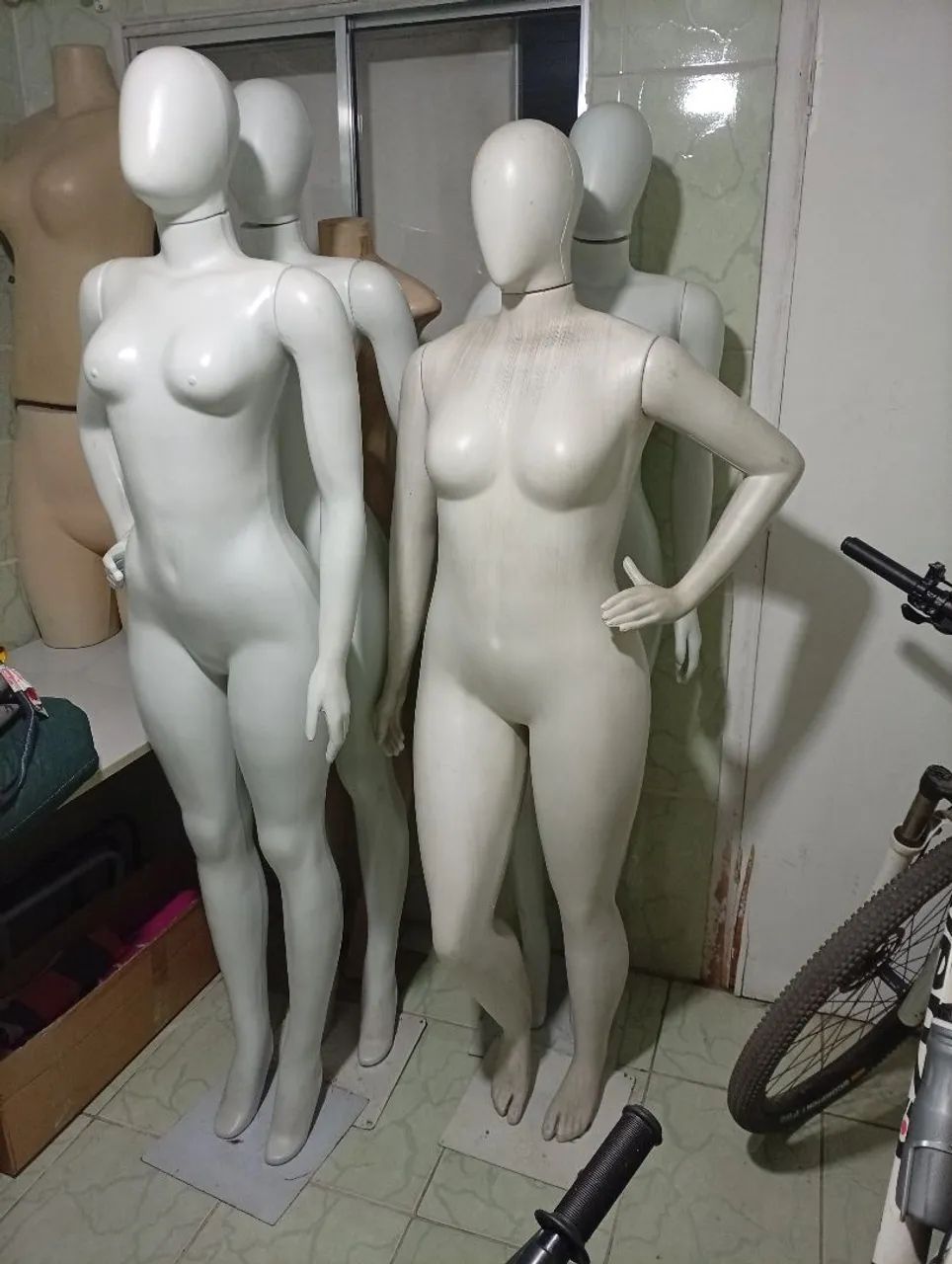 Manequins seminovos  - Foto 2