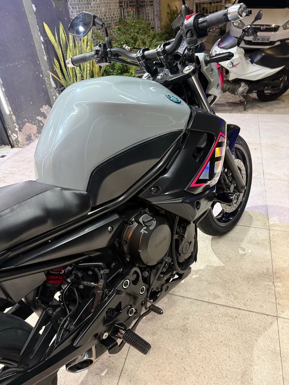 Xj6 2018  - Foto 4