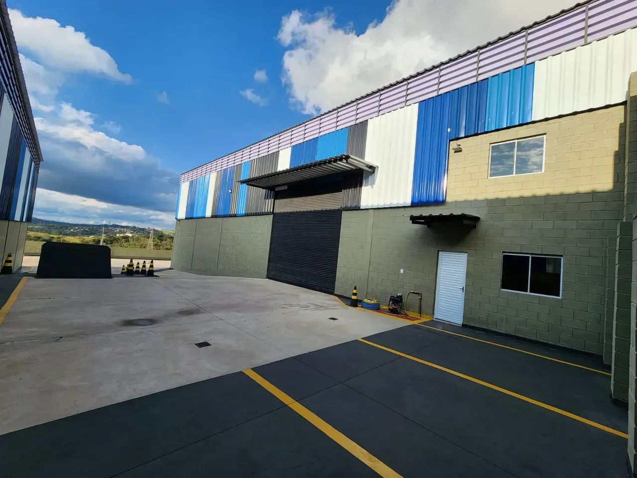 Galpão 1000m² - Foto 2