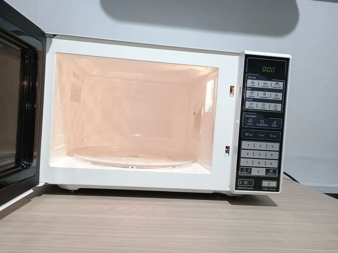 Microondas Midea 32L - Foto 5