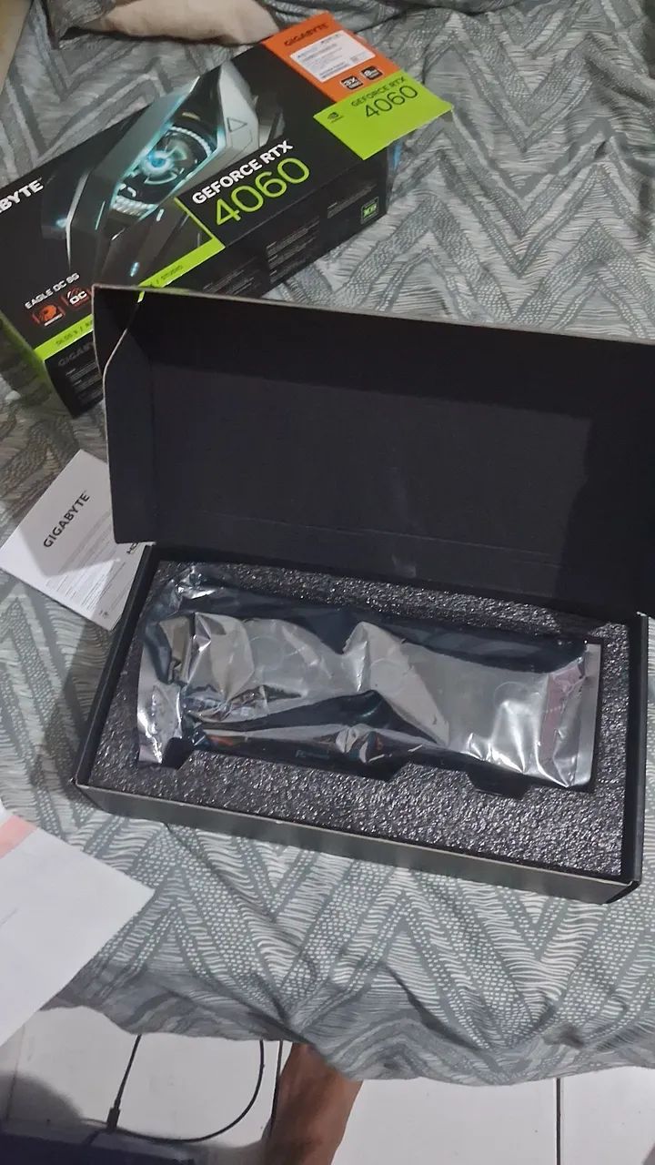 4060 8gb VRAM  - Foto 3