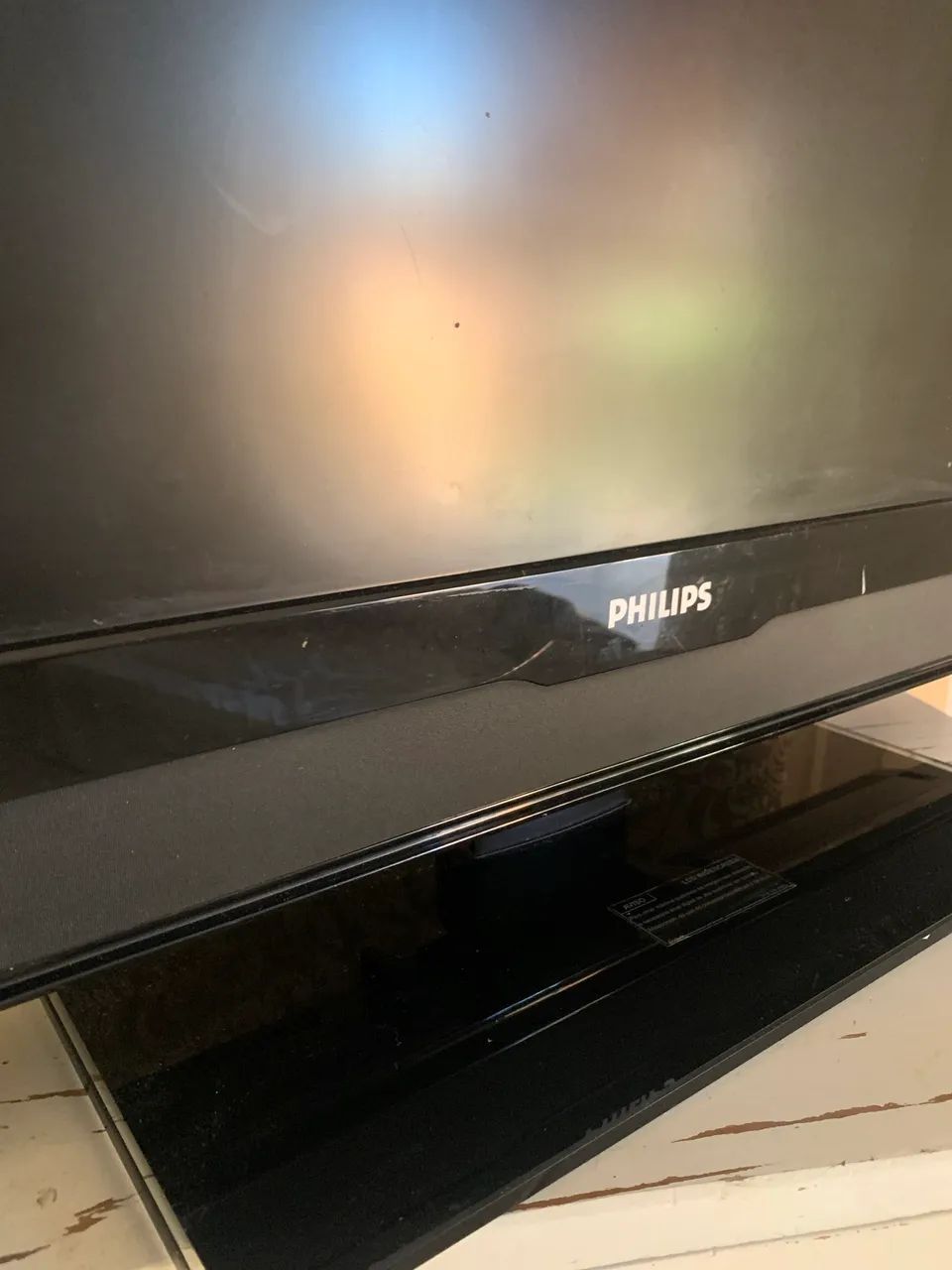TV Philips LCD 32? com Base Original - Funcionando