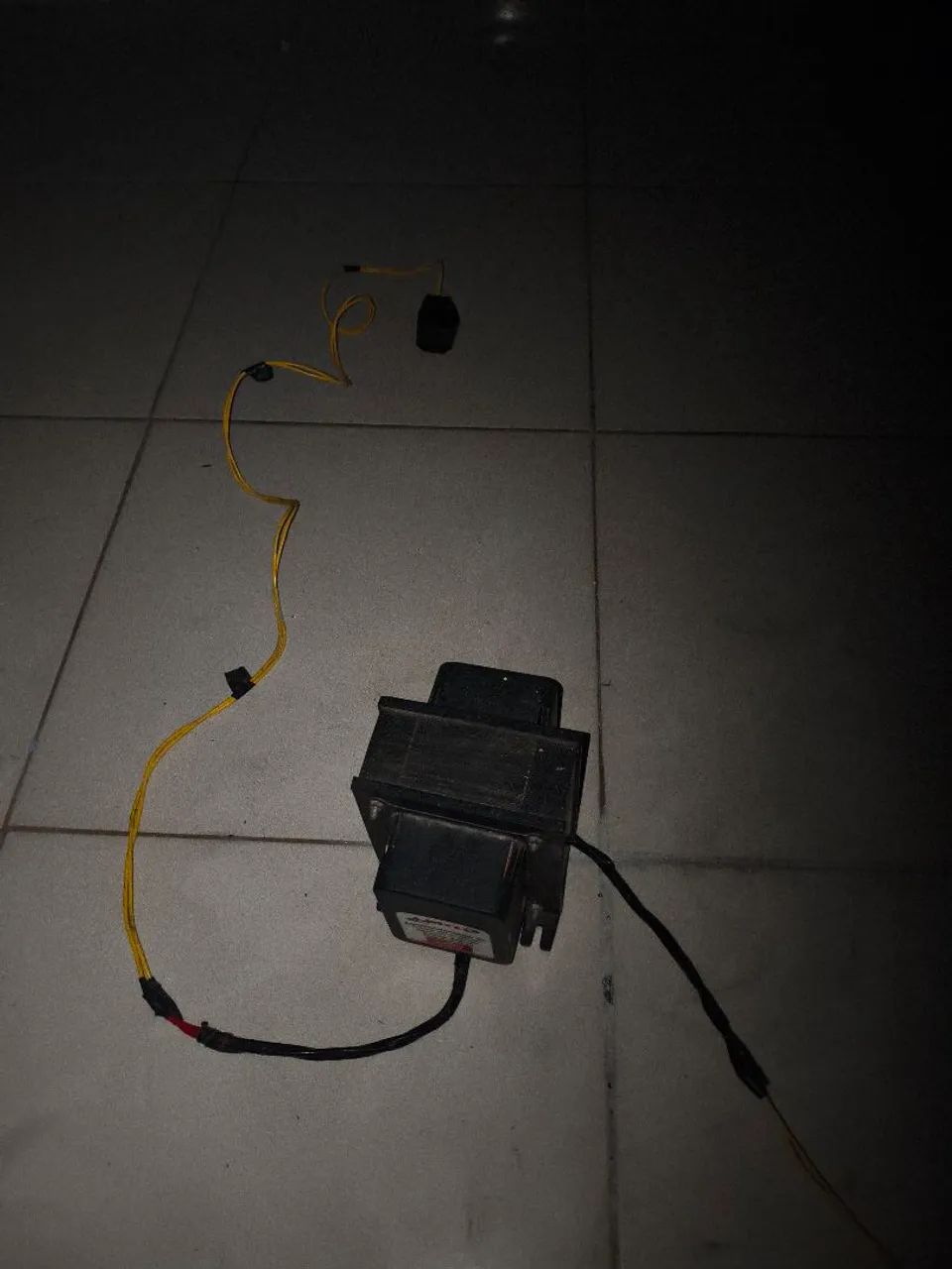 Transformador 220V para 110V 3000VA - Foto 2