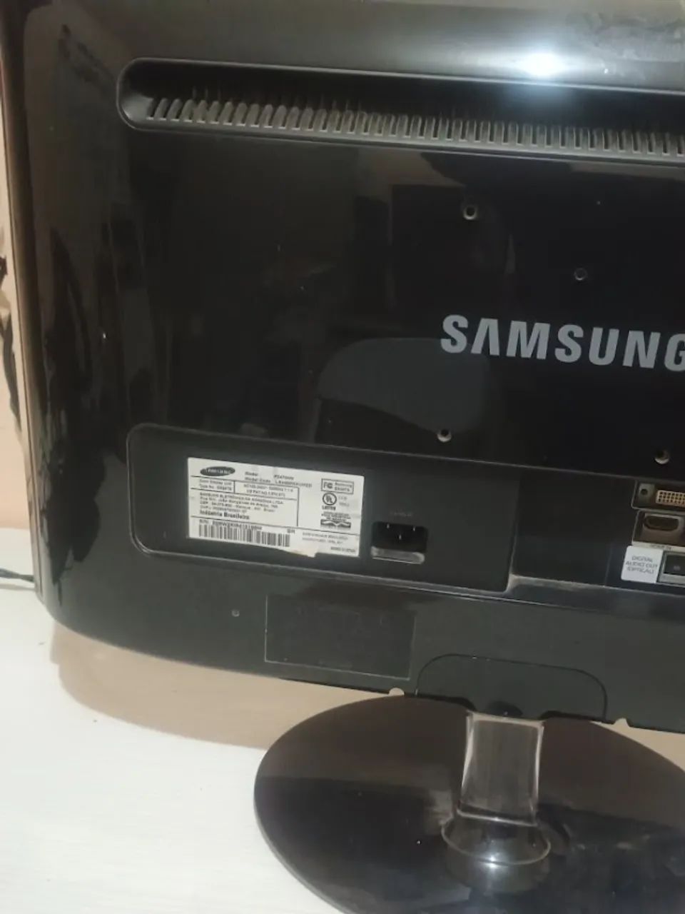 Monitor com defeito não aparece imagem - Foto 5