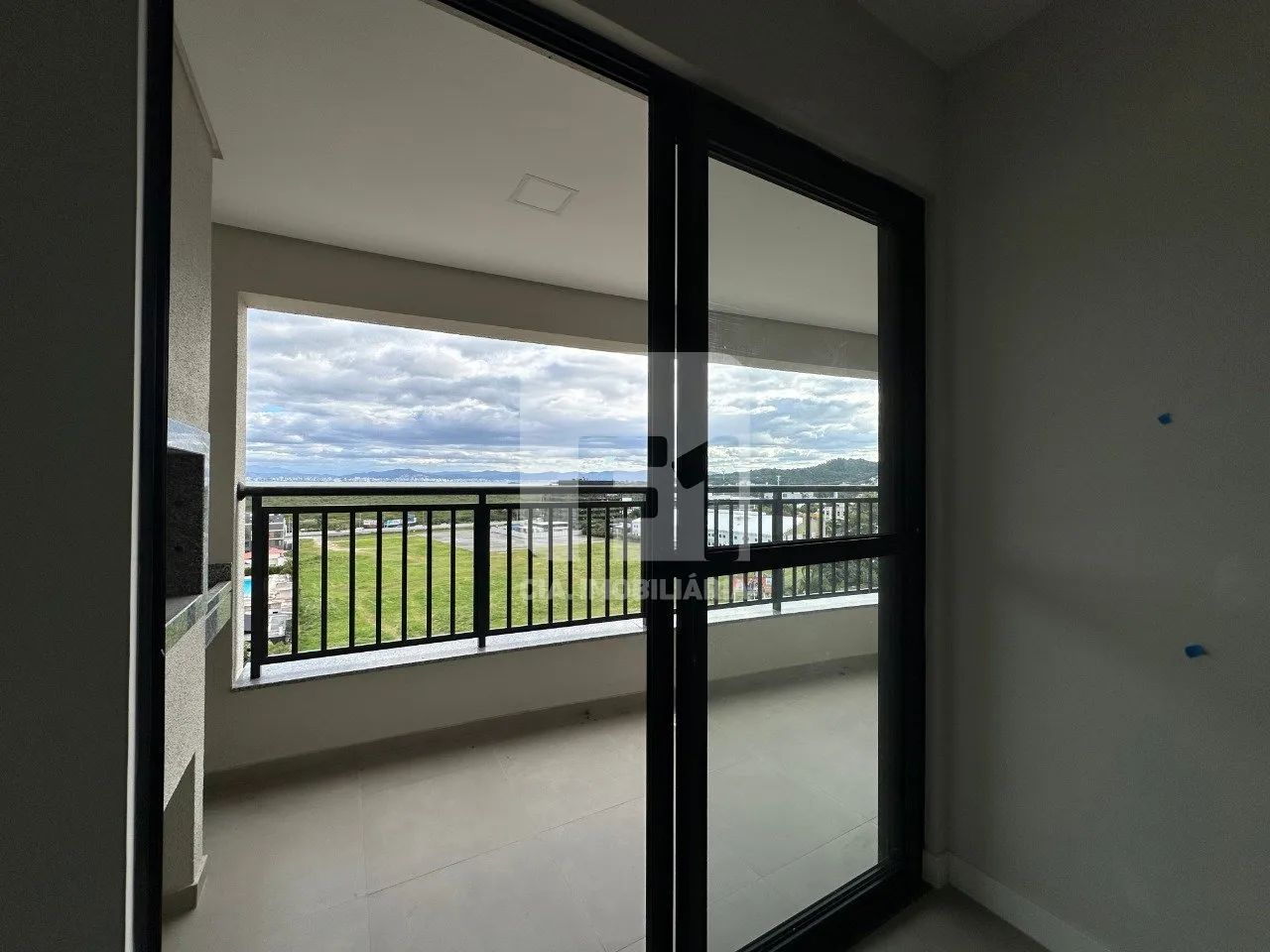 Apartamento com 3 dormitórios no Saco Grande - Foto 4