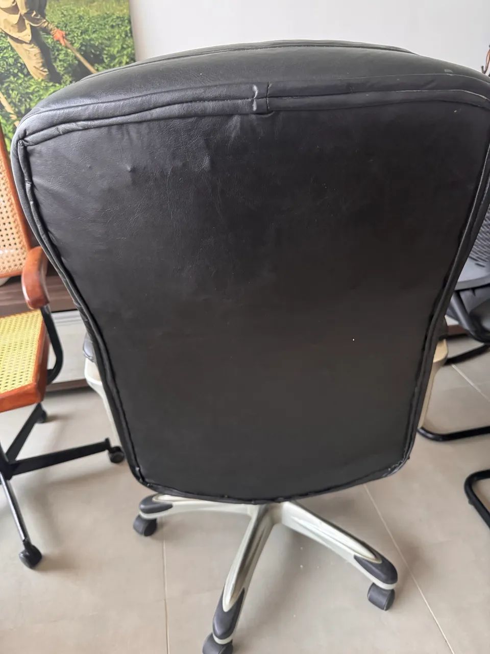 Cadeira Presidente - Ergonômica e confortável  - Foto 2