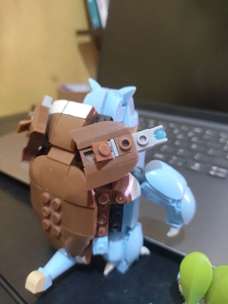Lego Pokémon Blastoise sem caixa com manual em PDF - Foto 3
