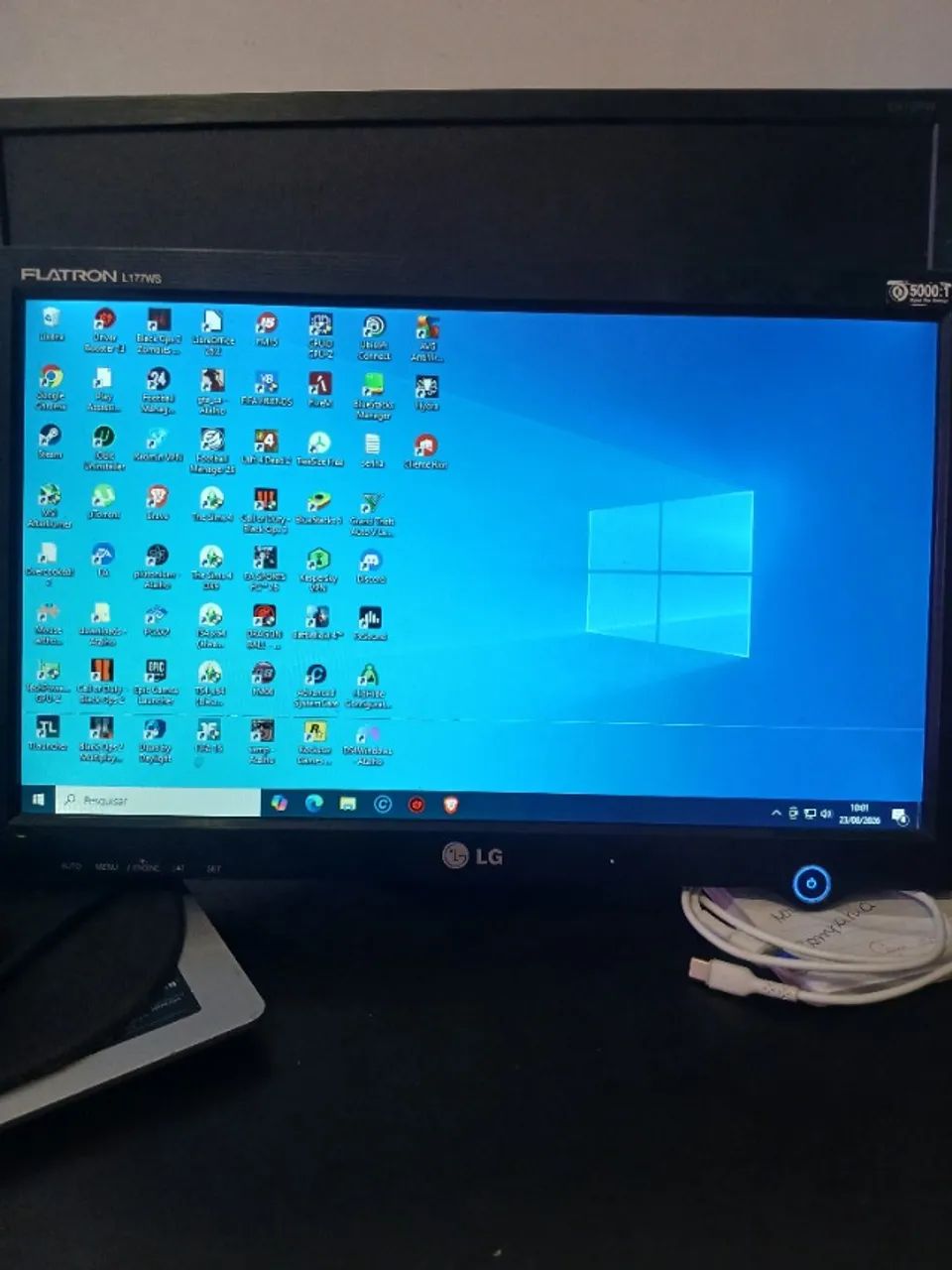 Monitor 17" LG