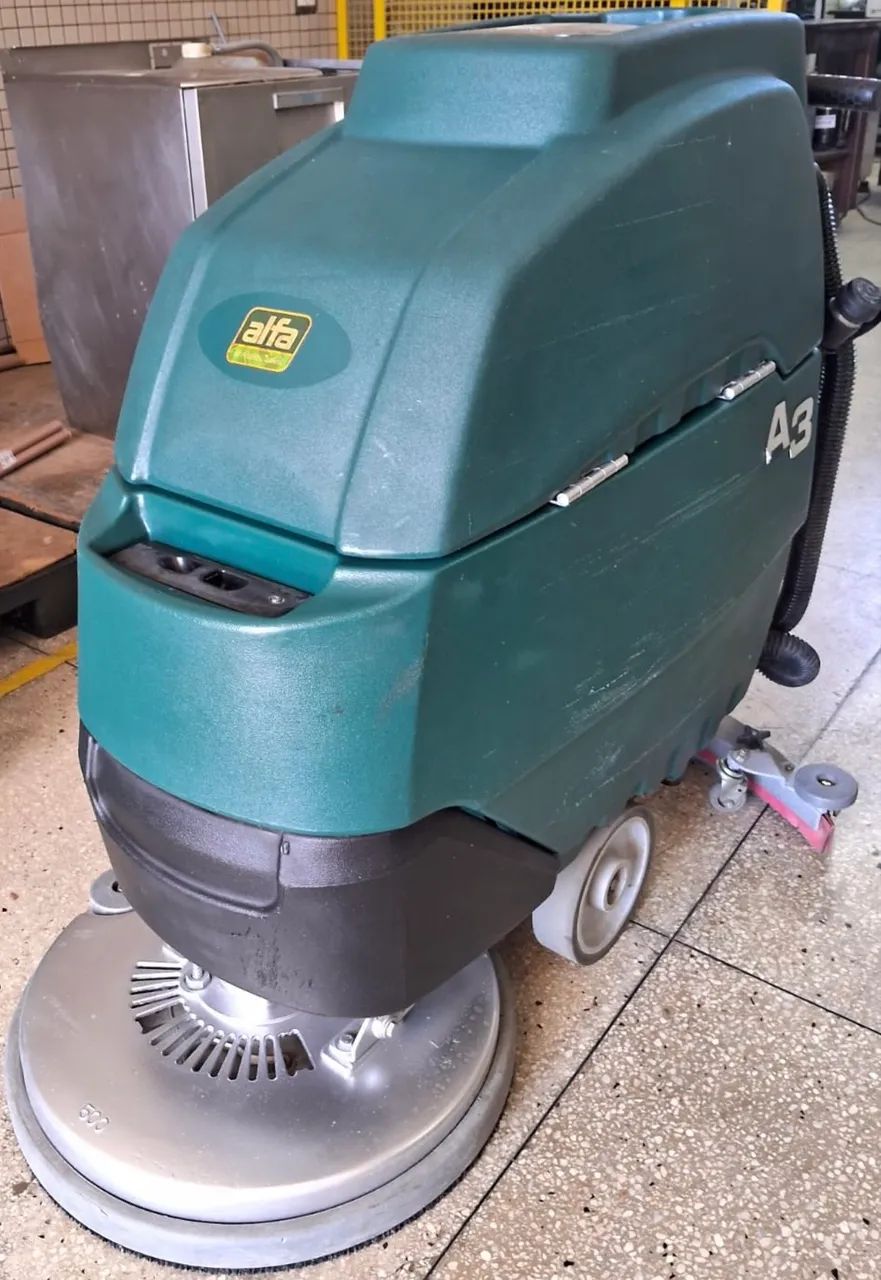 Lavadora de Pisos ALFA TENNANT A3 