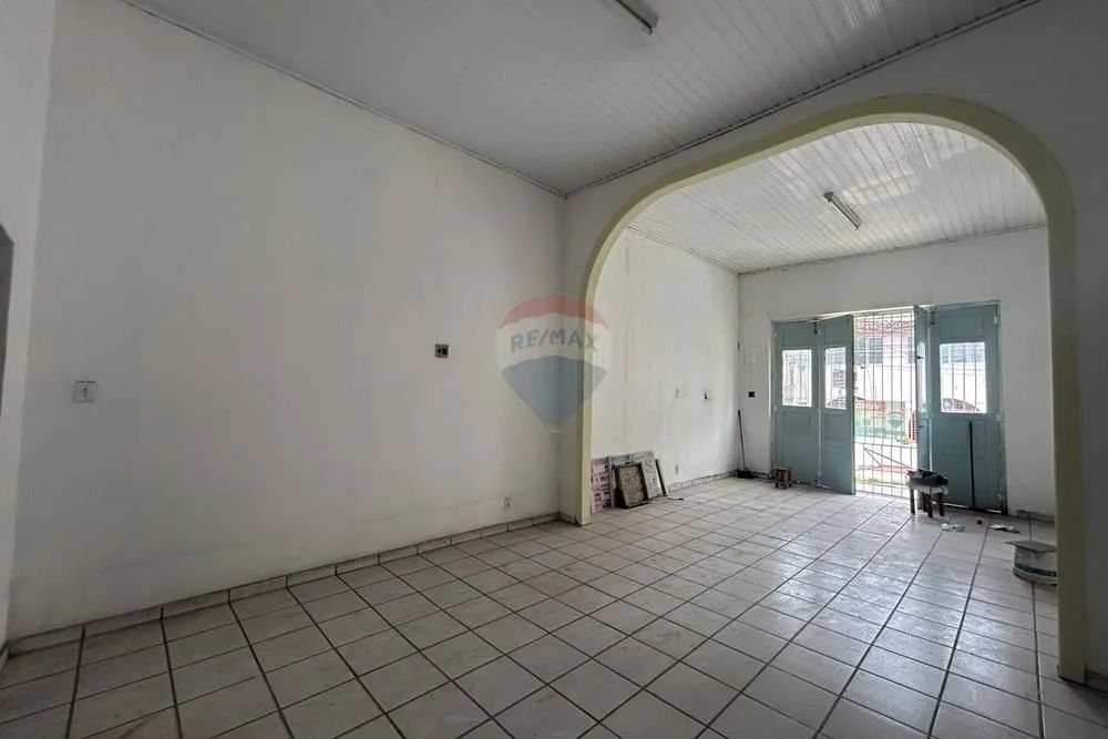 Imóvel Amplo com 435,6 m² de Terreno na Cidade Velha! - Foto 2