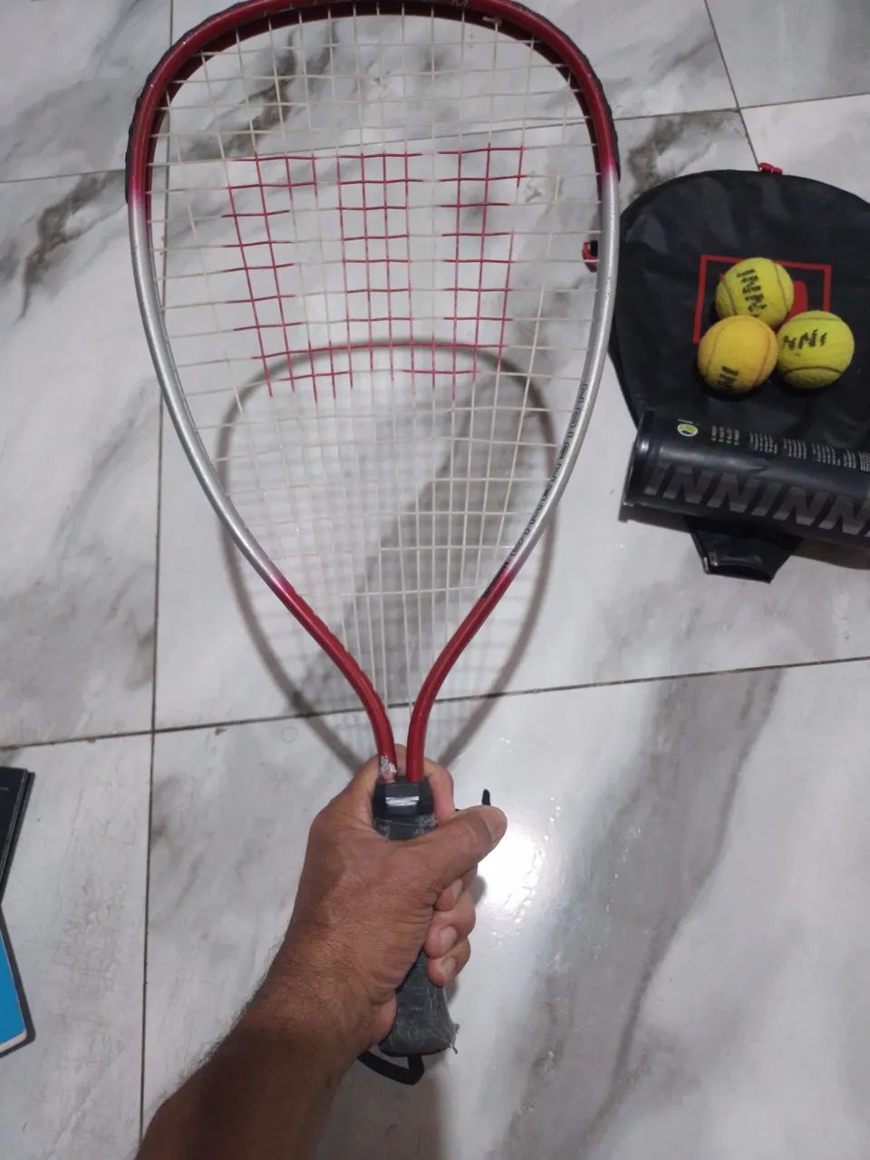 Raquete da Wilson com 3 bolas - Foto 3