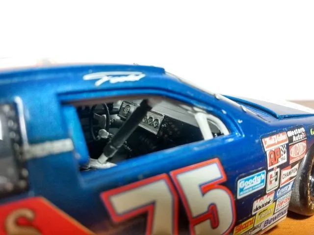 Miniatura Ford Thunderbird Nascar 1/24 - Foto 4