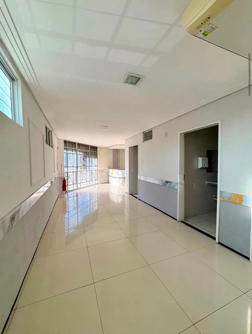 Prédio Comercial para locação na Cidade dos Funcionários em Fortaleza/CE com 9 salas - Foto 3