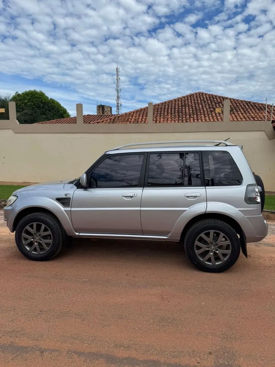 Mitsubishi Pajero 2014