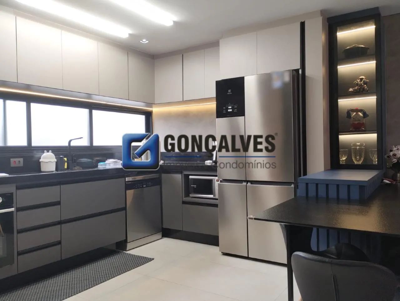 SOBRADO 03 dormitórios sendo 01 suíte Á VENDA BAIRRO DOS CASA São Bernardo do Campo -/SP - Foto 4