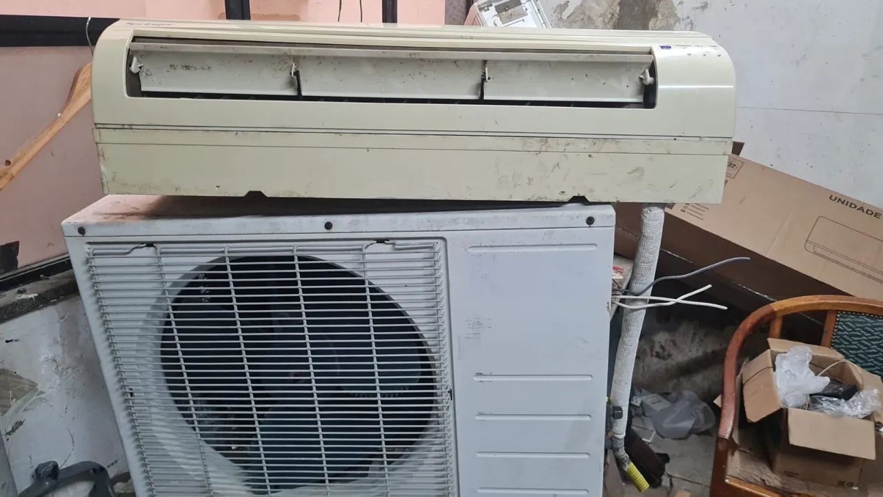 Ar Condicionado Split Springer 9.000 BTUs 220V - Usado - Foto 2