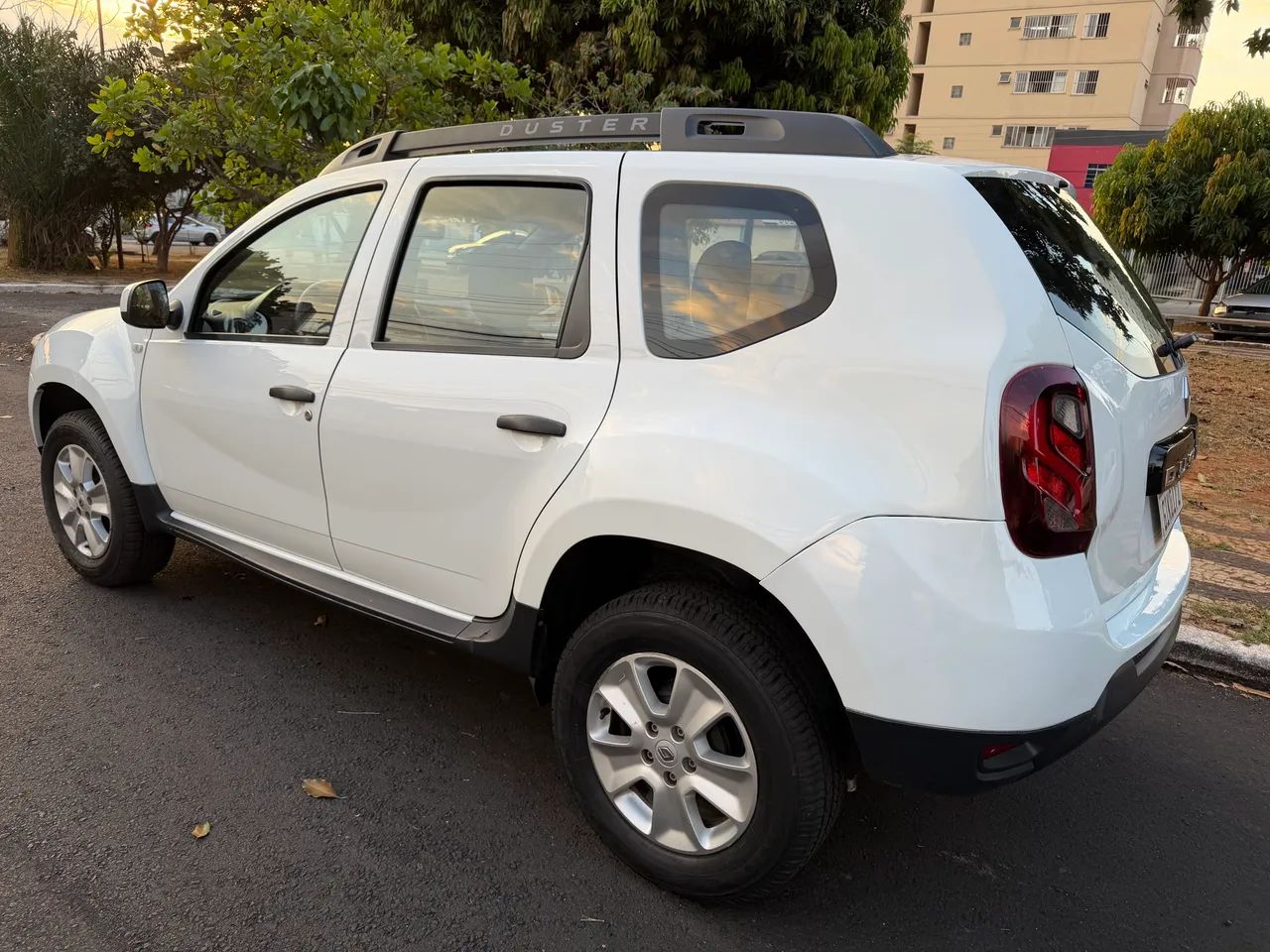 Renault Duster Expression 1.6 Hi-flex 16V Mec. 2016 - Foto 3