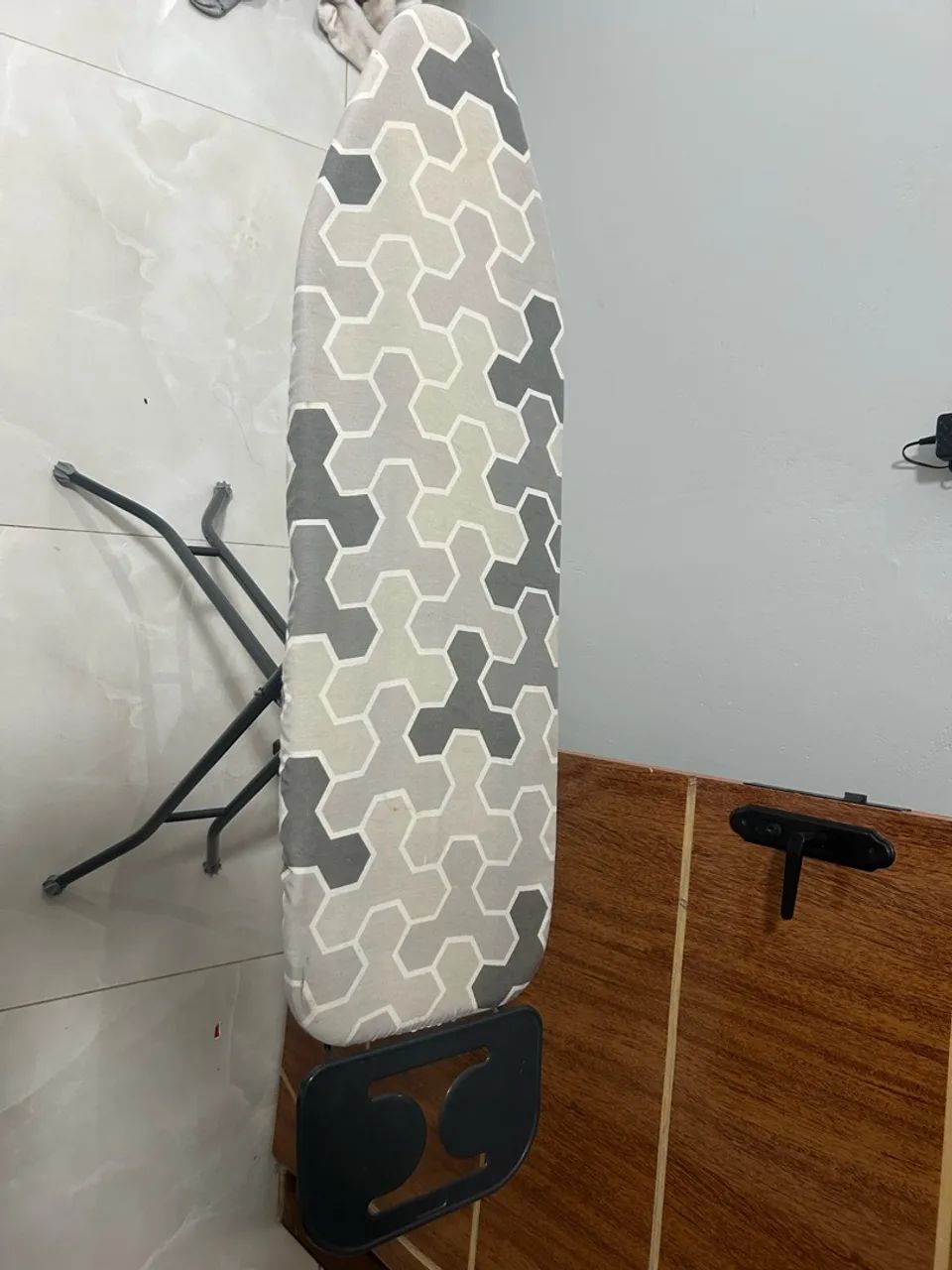 Tábua de Passar Roupa  - Foto 2