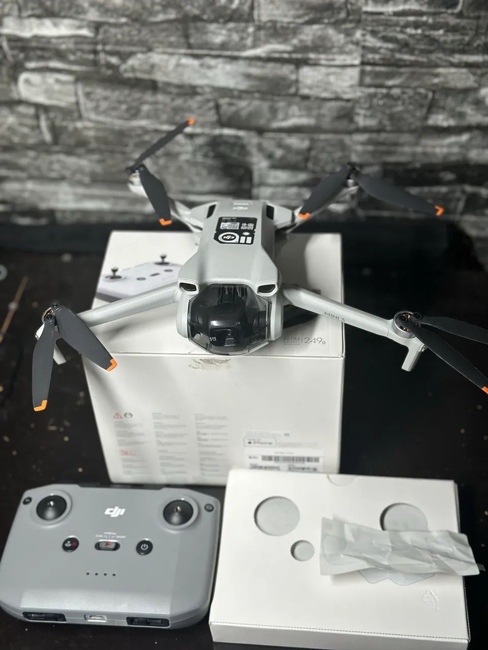 Drone dji mini 3 com cartão sd - Foto 2