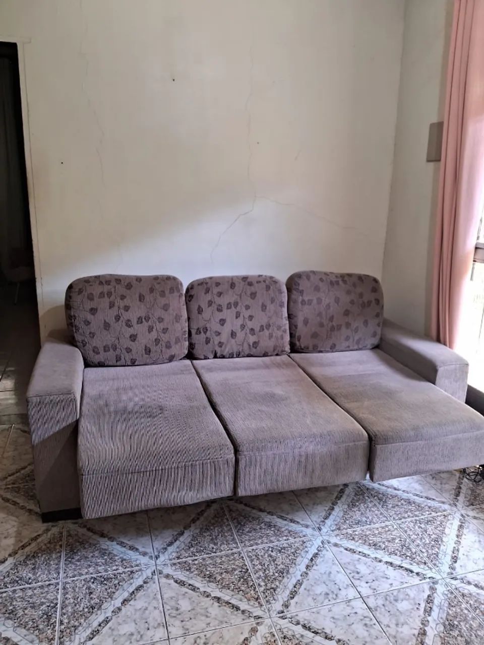 Sofá 2 e 3 lugares marrom RETRÁTIL . Conjunto (Coelho -São Gonçalo) - Foto 2