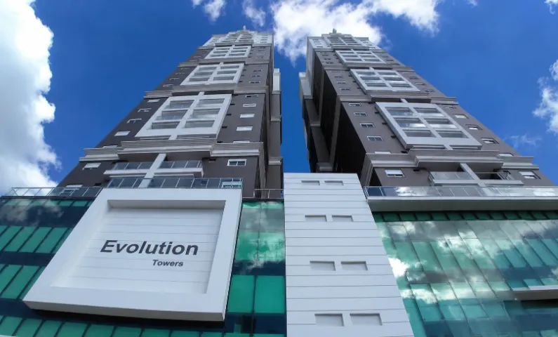 APARTAMENTO À VENDA EDIFÍCIO EVOLUTION TOWERS - CENTRO