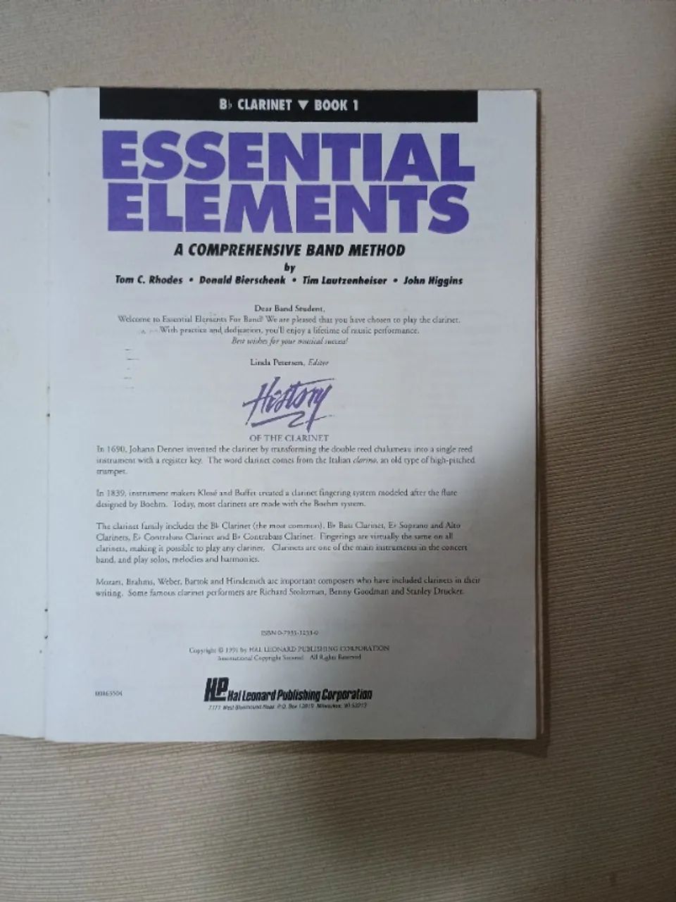 CLARINETE  Método de ensino ESSENTIAL ELEMENTS - BOOK  1 - Foto 2