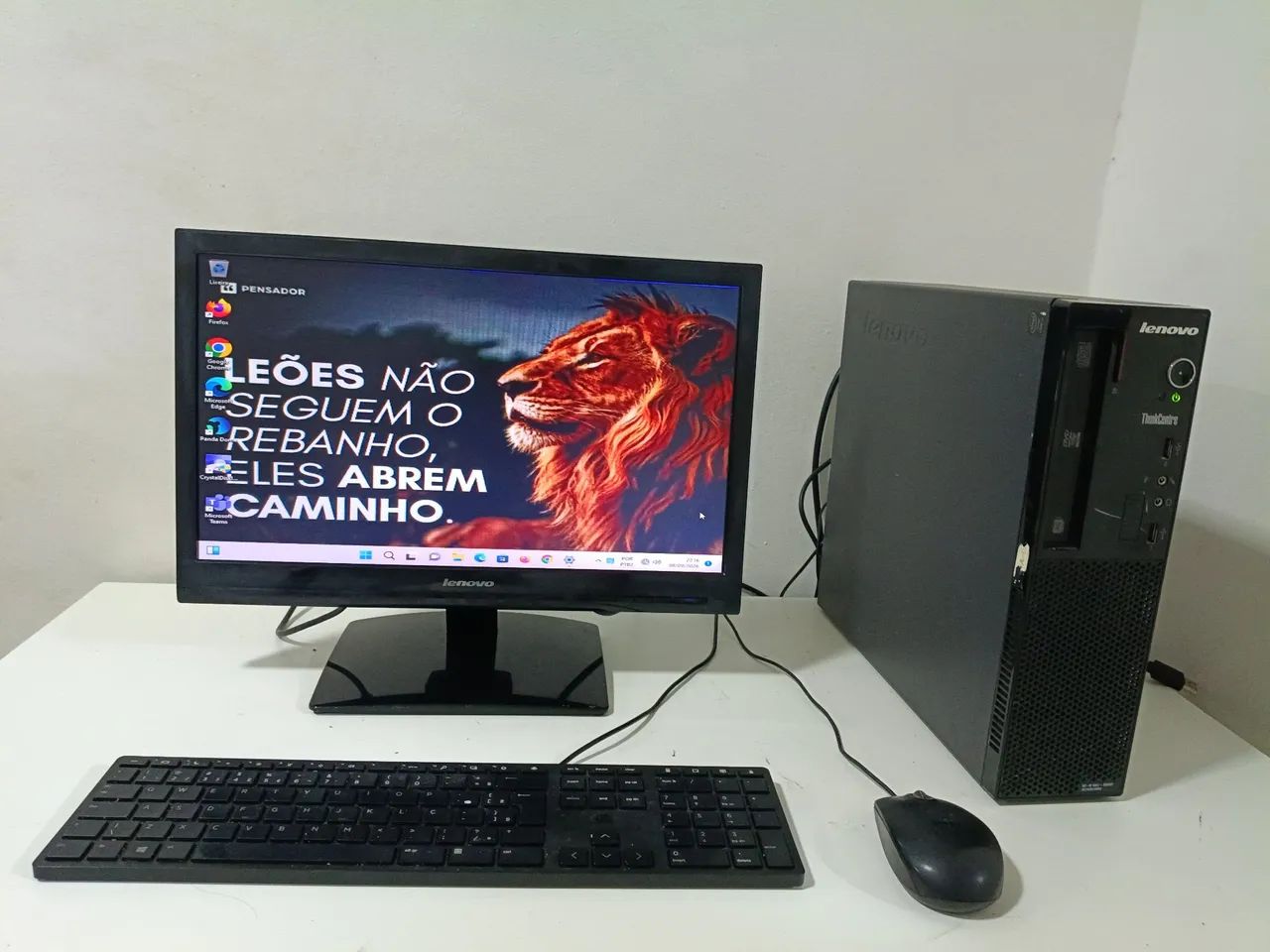 Vendo computador levono Thinkcentre, CPU i5 8GB, Mouse , teclado e Monitor 19" Polegadas 