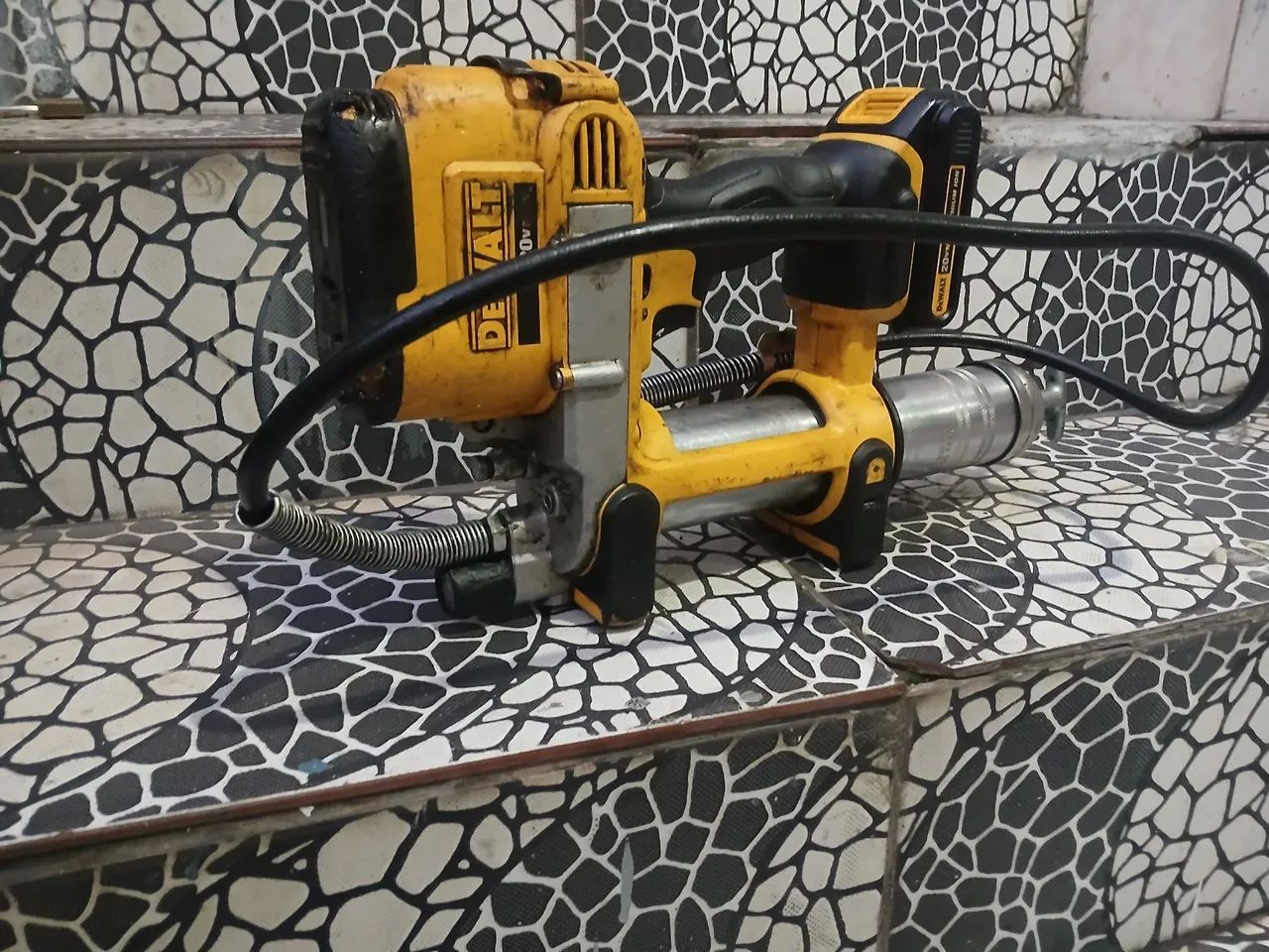 Vende-se engraxadeira Dewalt - Foto 4