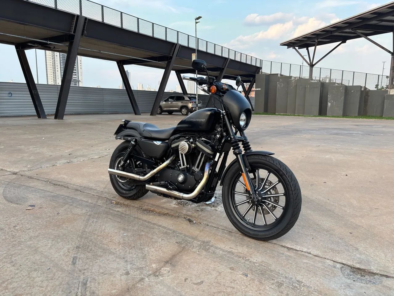 Harley Davidson 883  - Foto 4