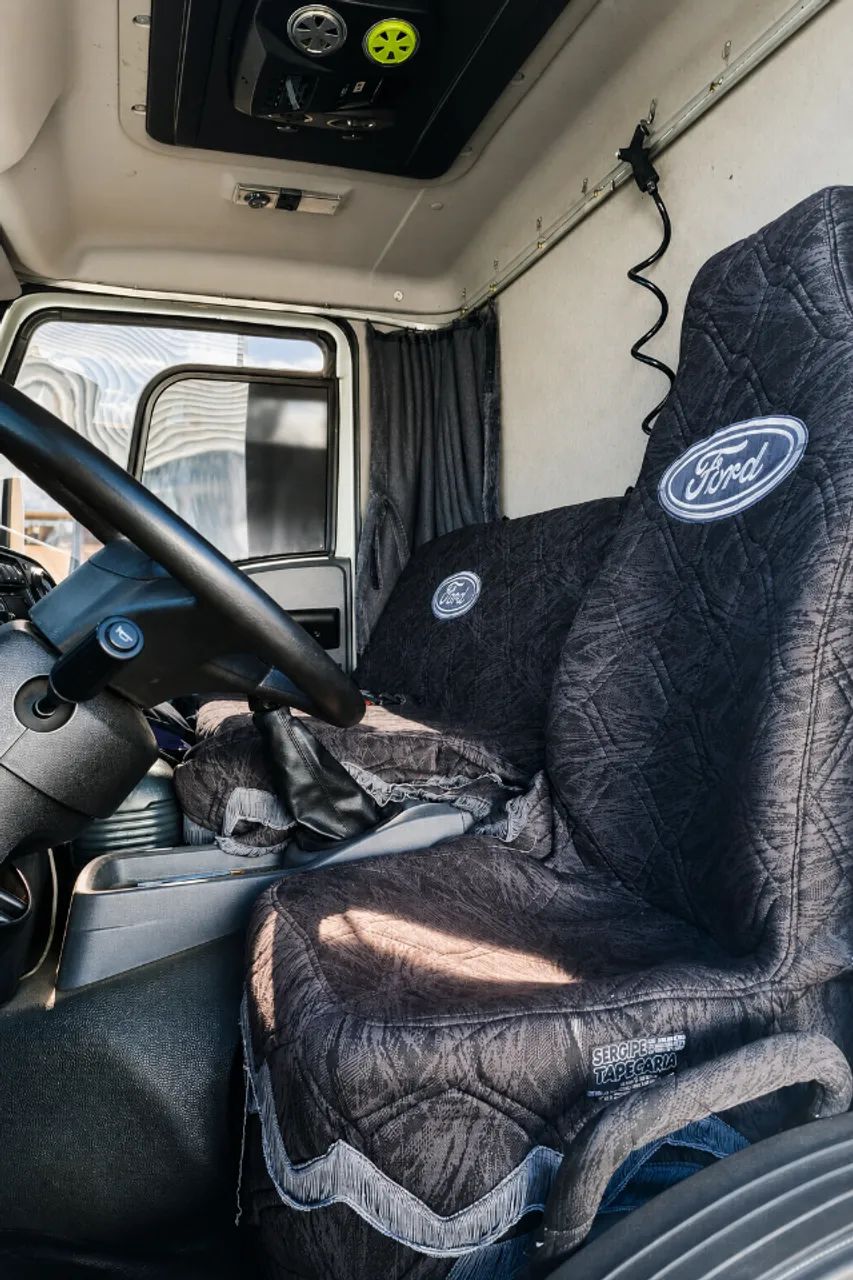 Ford Cargo 1419 (2019) Refrigerado - Oportunidade com Trabalho Fixo - Foto 12