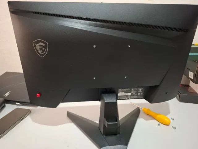 Monitor Gamer MSI 24" 144Hz - Foto 3