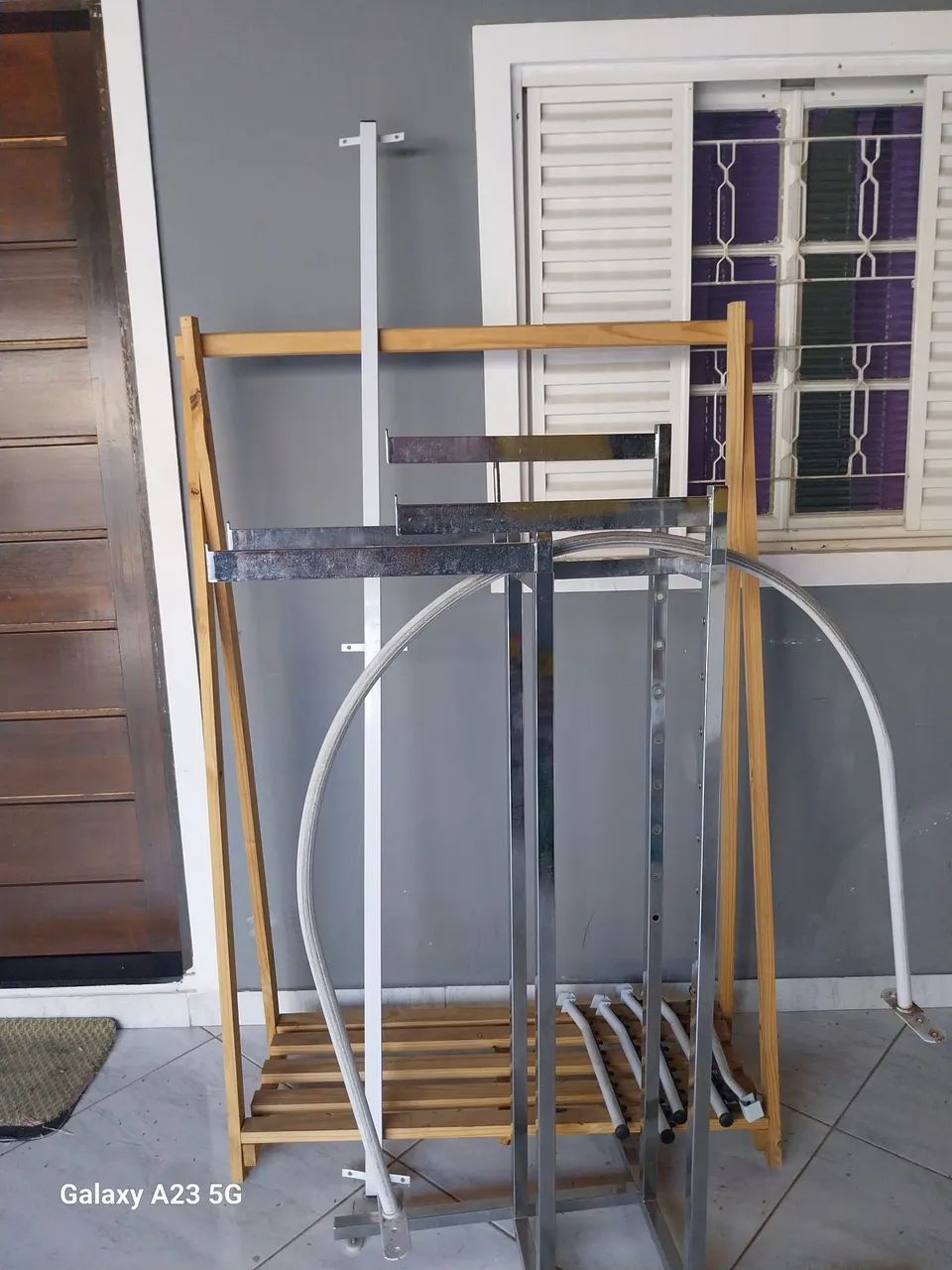 Vendo kit de araras loja / roupas  - Foto 4