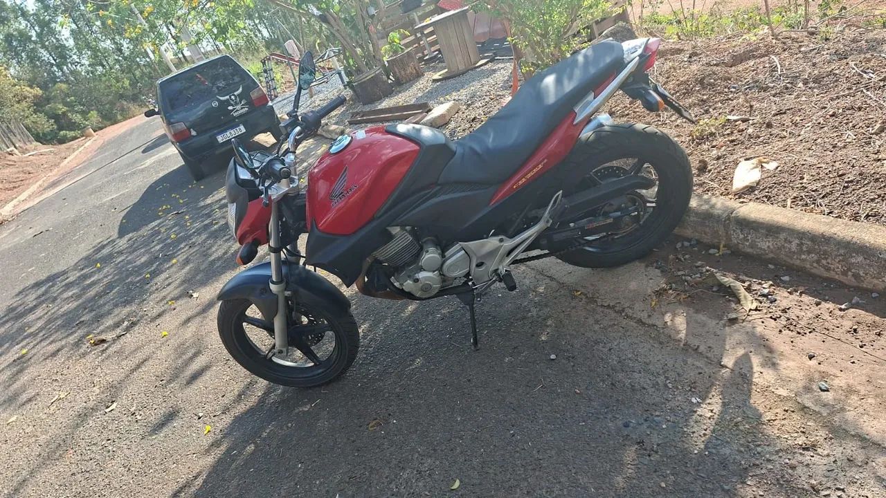 CB300 VELA FINA - Foto 3