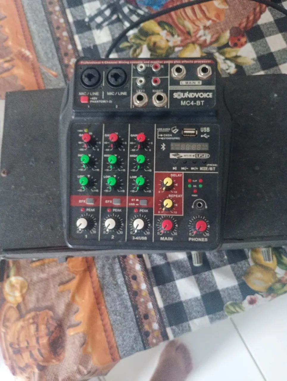 Mesa e amplificador  - Foto 2