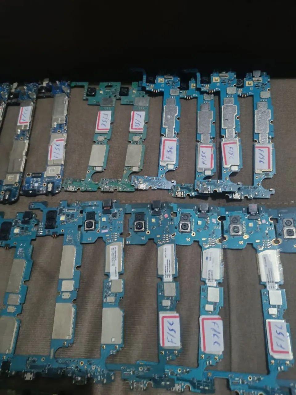 Lote de 50 placas mãe celular funcionando para técnicos  - Foto 3
