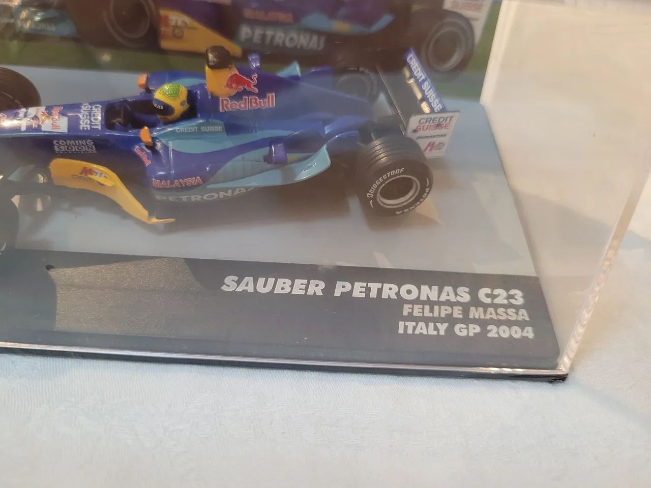 Miniatura de fórmula 1 Sauber Petronas C23 - Foto 3