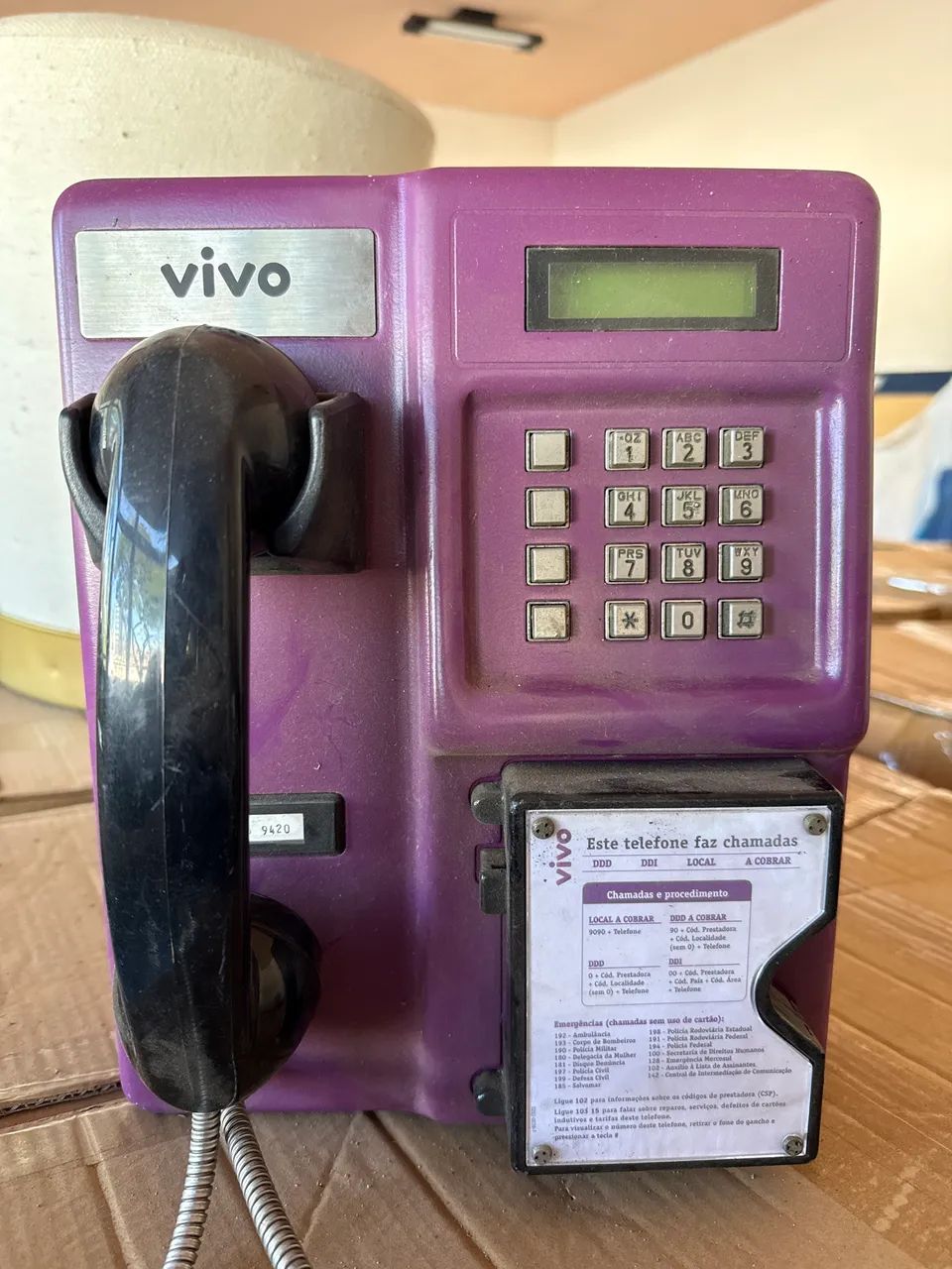 Orelhão vivo ótimo estado 
