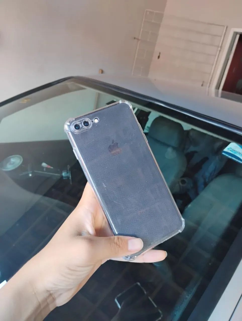 Vendo IPhone 8 Plus,  64 GB ,biometria funciona perfeitamente,  bateria 74%