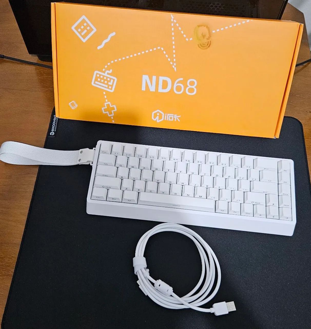 Teclado Magnético IROK ND 68 8KHZ