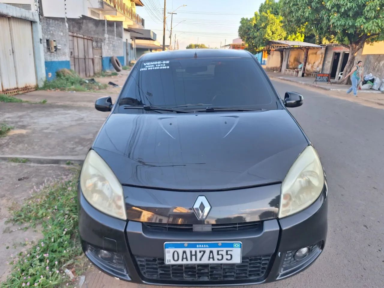 Renault Sandero Expression Hi-flex 1.0 16V 5P 2013 - Foto 2