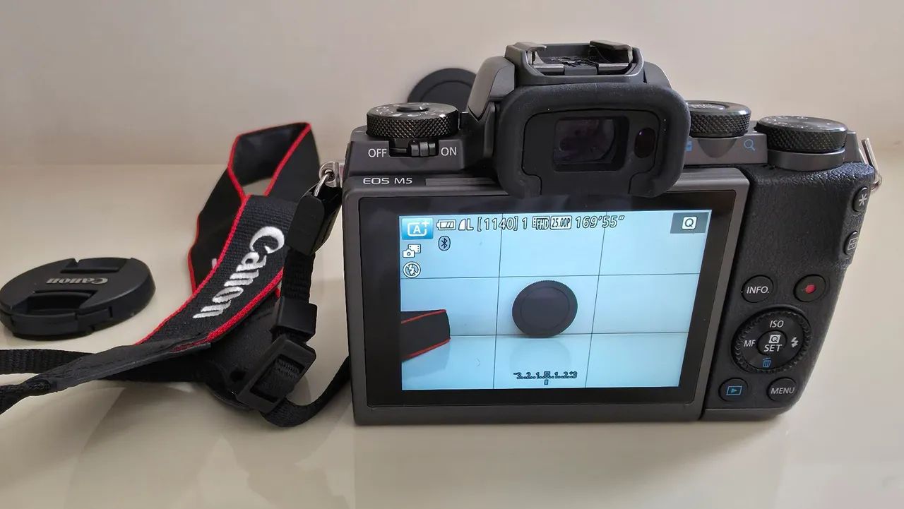 Câmera  mirrorless Canon M5 impecável  - Foto 5