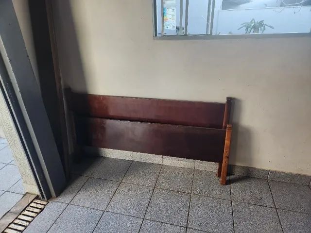 Cama casal imbuia maciça antiga - Foto 3