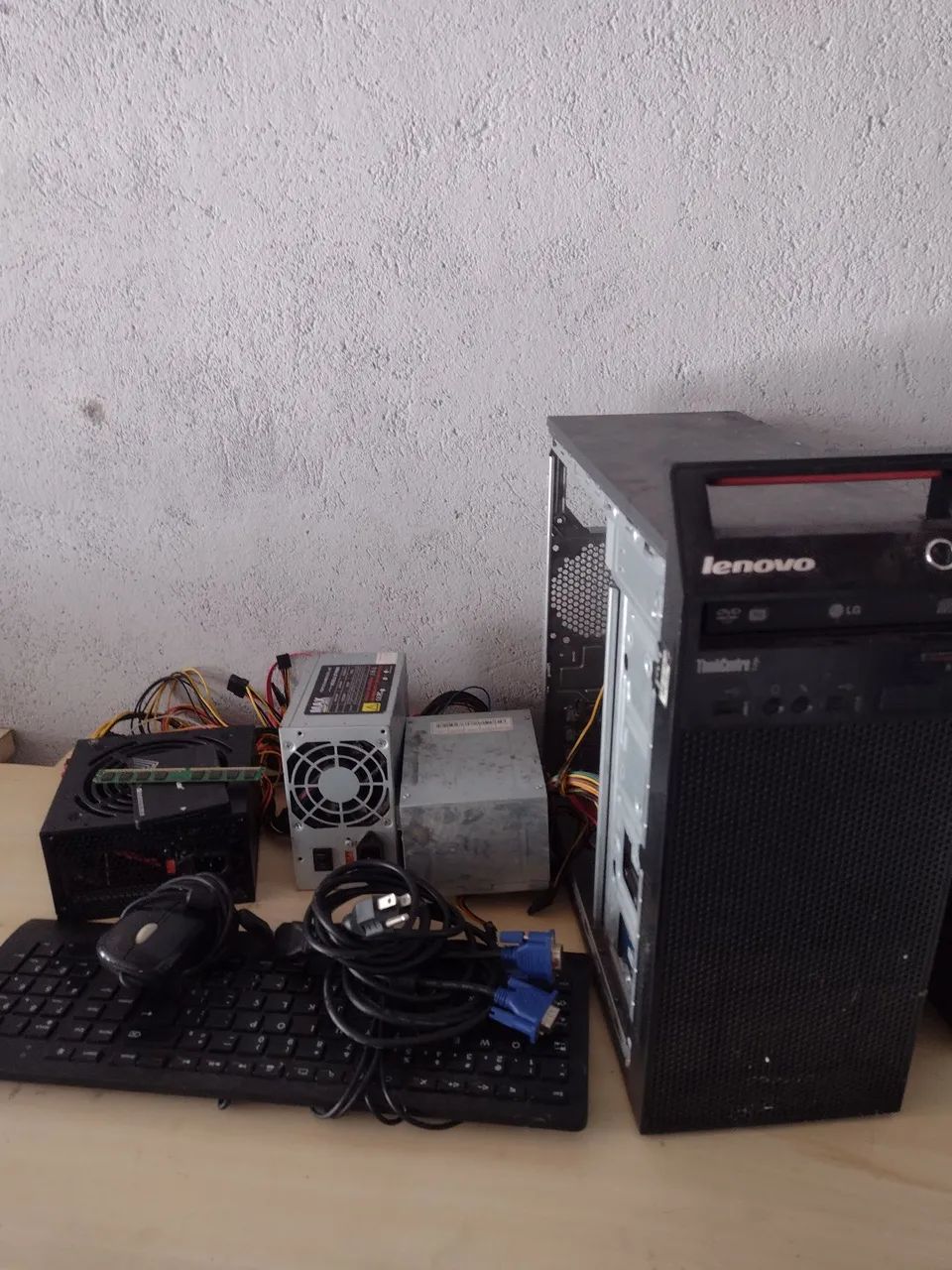 Computador para Uso ou retirada de peças 