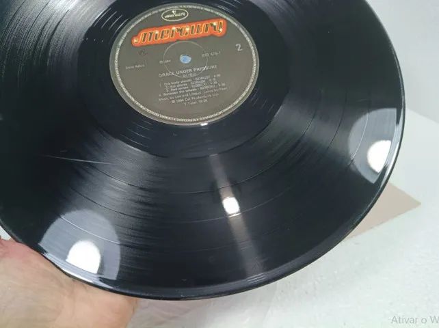 LP Vinil Rush - Grace Under Pressure (1984) Mercury - Foto 4