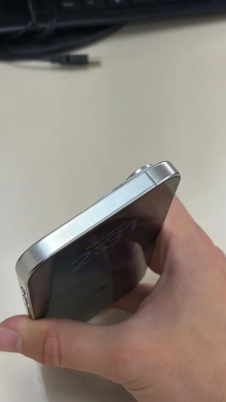 iPhone 16 Pro Max Branco ? 100% de bateria - Foto 4