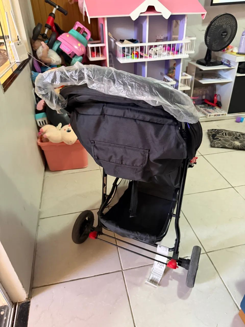 Carrinho de Bebê Cosco, pouco usado - Foto 2
