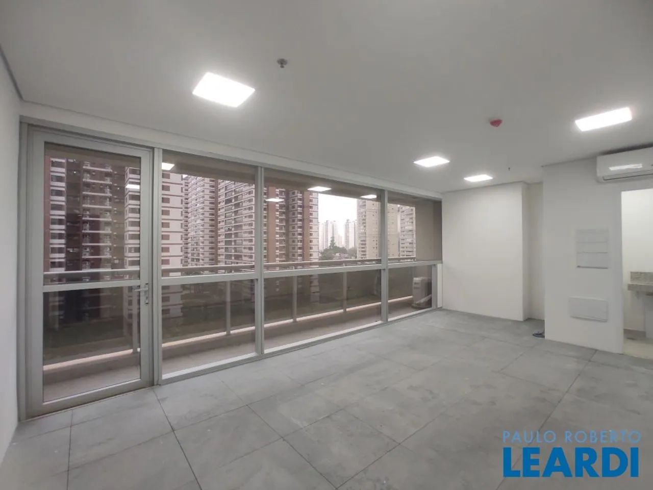 CONJ. COMERCIAL - GRANJA JULIETA - SP - Foto 4